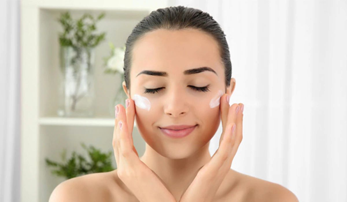 Exploring the Scope of DIY Skincare in Recent Cosmetic Dermatology Treatments