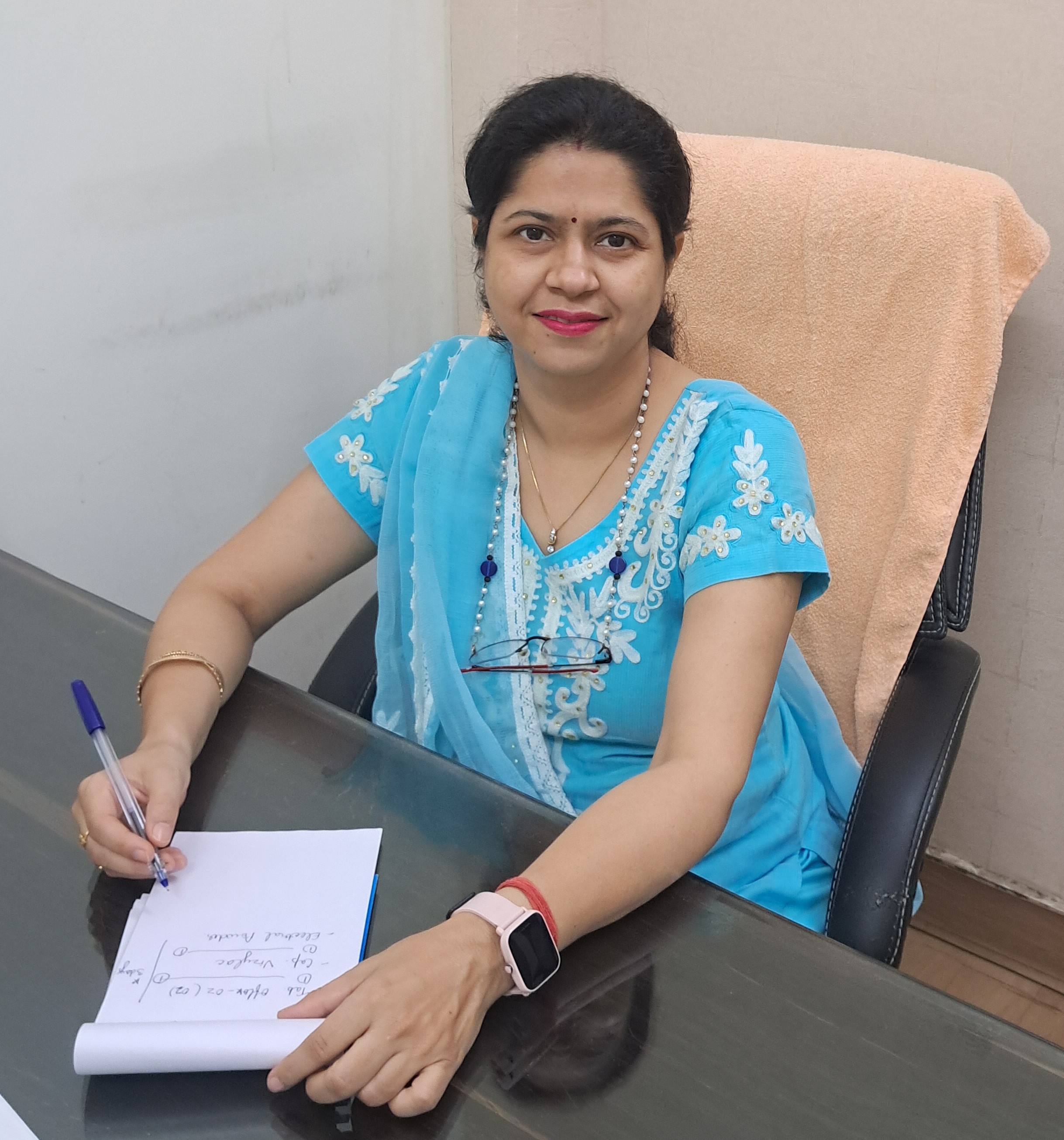 The Role of Dermatology in Boosting Confidence: Success Stories from Skinssence Clinic